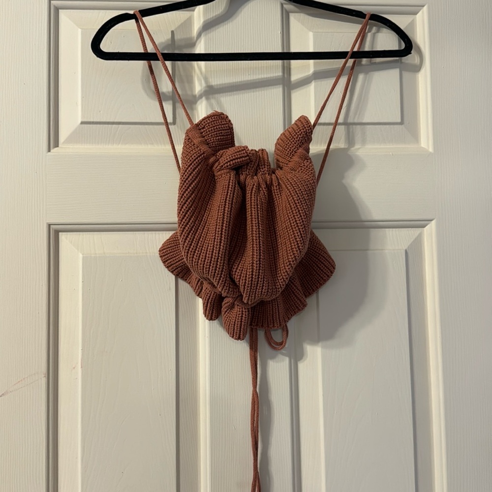 JLux Label knit backless crop top